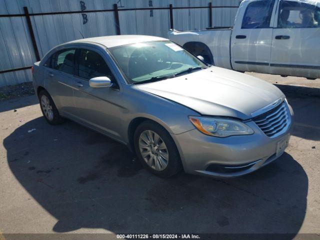  Salvage Chrysler 200