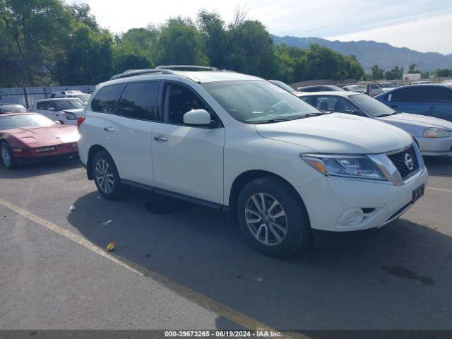  Salvage Nissan Pathfinder