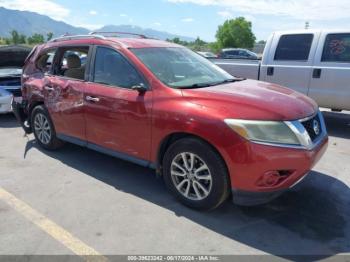  Salvage Nissan Pathfinder