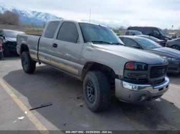  Salvage GMC Sierra 2500