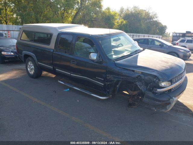  Salvage Chevrolet Silverado 2500