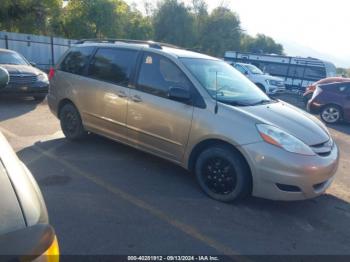  Salvage Toyota Sienna