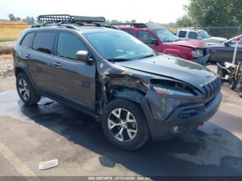  Salvage Jeep Cherokee