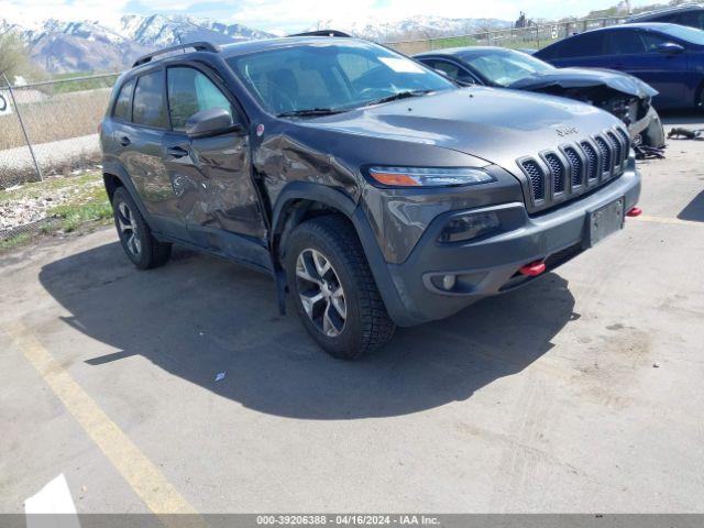  Salvage Jeep Cherokee