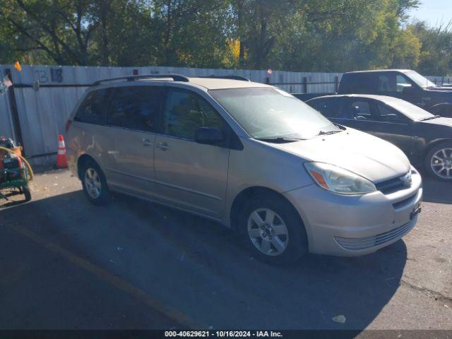  Salvage Toyota Sienna