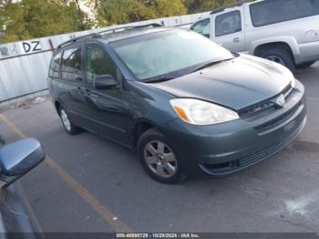  Salvage Toyota Sienna