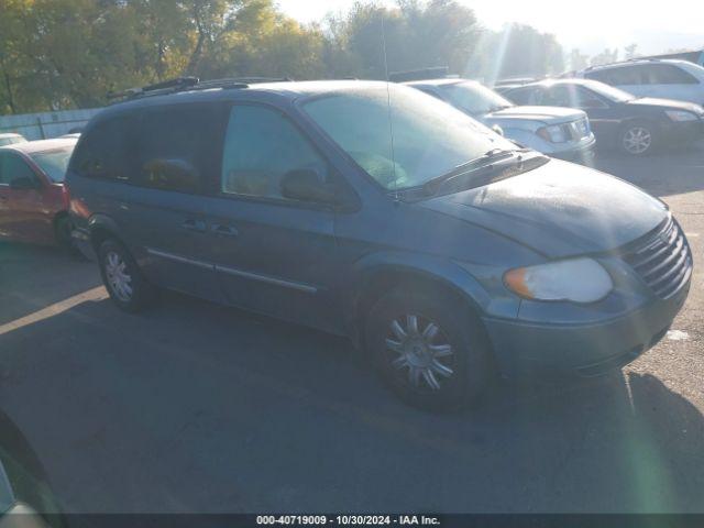  Salvage Chrysler Town & Country