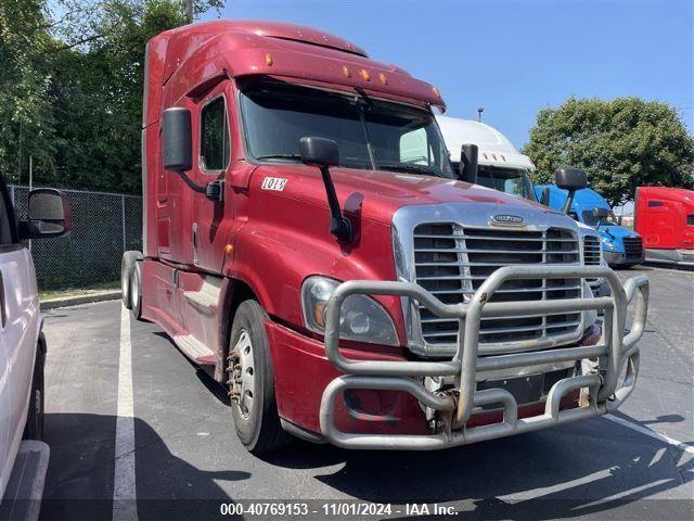  Salvage Freightliner Cascadia 125