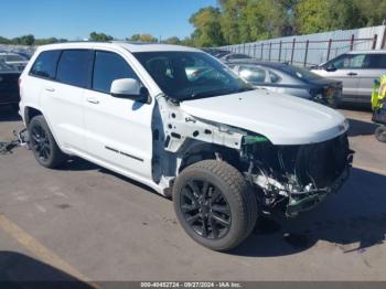  Salvage Jeep Grand Cherokee