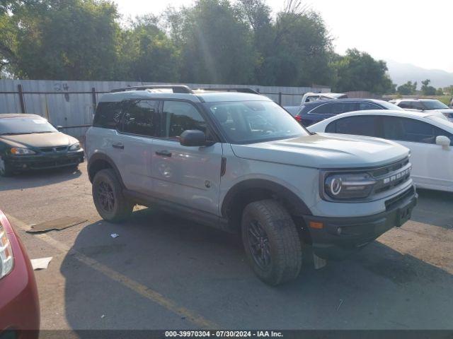  Salvage Ford Bronco