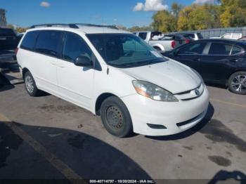  Salvage Toyota Sienna