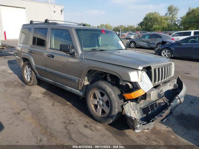  Salvage Jeep Commander