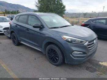  Salvage Hyundai TUCSON