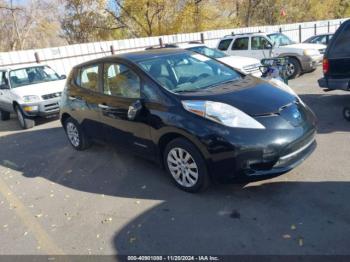  Salvage Nissan LEAF