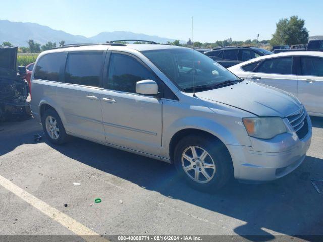  Salvage Chrysler Town & Country