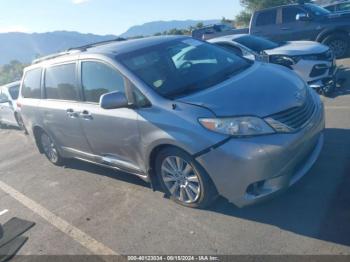  Salvage Toyota Sienna