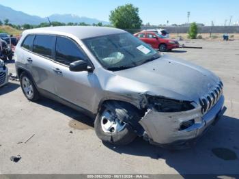  Salvage Jeep Cherokee