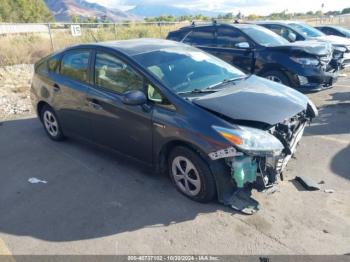  Salvage Toyota Prius