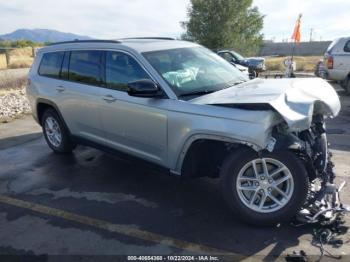  Salvage Jeep Grand Cherokee