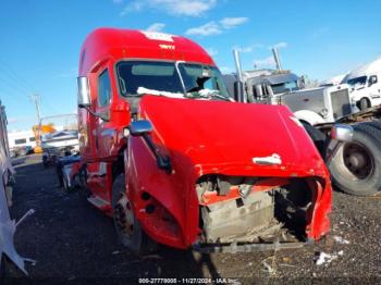  Salvage Freightliner Cascadia 125