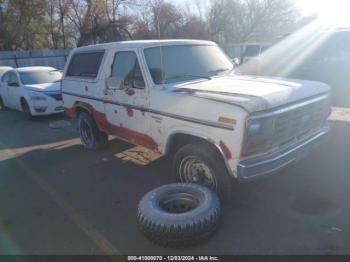  Salvage Ford Bronco