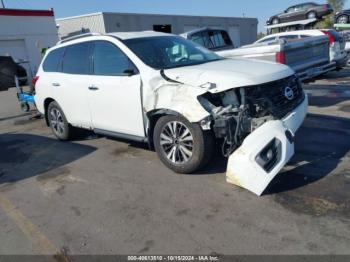  Salvage Nissan Pathfinder