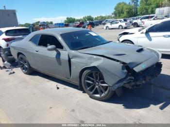  Salvage Dodge Challenger