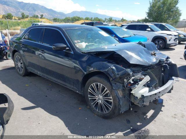  Salvage Chrysler 300