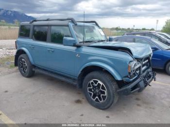  Salvage Ford Bronco