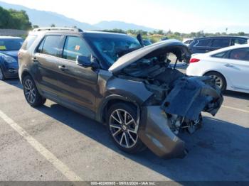  Salvage Ford Explorer