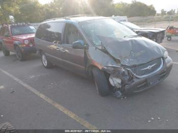  Salvage Chrysler Town & Country