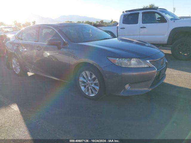  Salvage Lexus Es