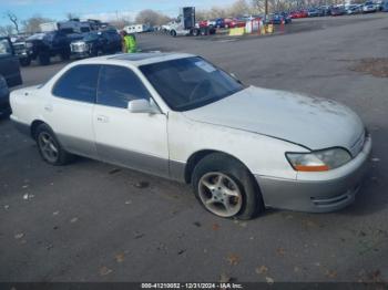  Salvage Lexus Es