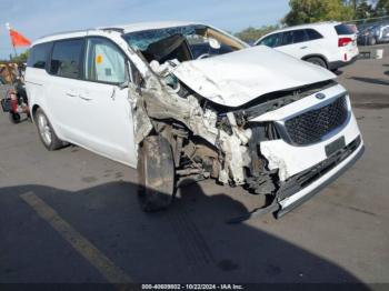  Salvage Kia Sedona