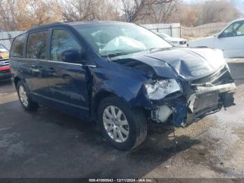  Salvage Chrysler Town & Country