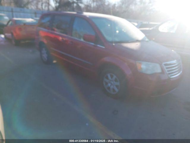  Salvage Chrysler Town & Country