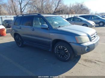  Salvage Toyota Highlander