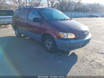  Salvage Toyota Sienna