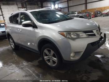  Salvage Toyota RAV4