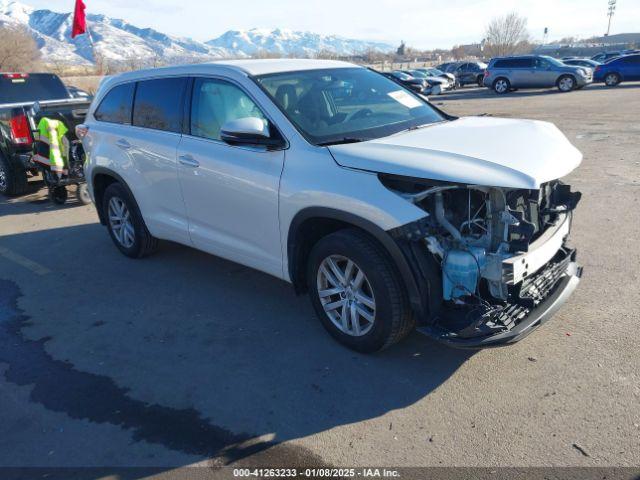  Salvage Toyota Highlander