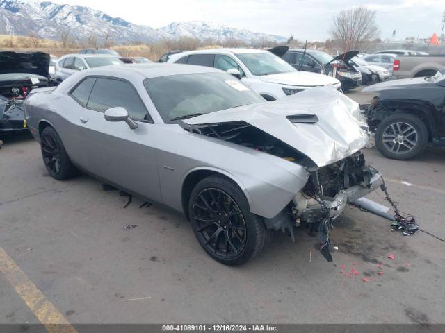  Salvage Dodge Challenger