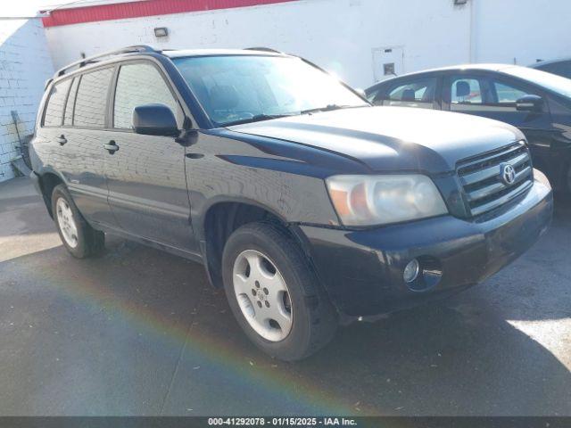  Salvage Toyota Highlander