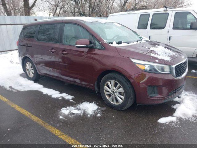  Salvage Kia Sedona