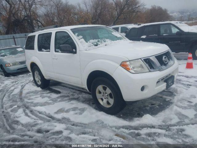  Salvage Nissan Pathfinder