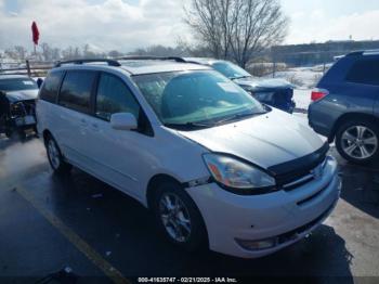  Salvage Toyota Sienna