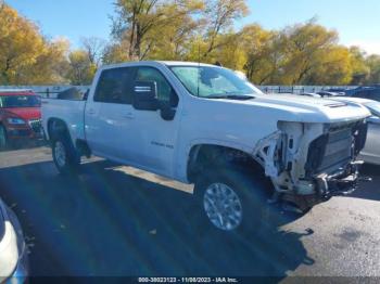  Salvage Chevrolet Silverado 2500