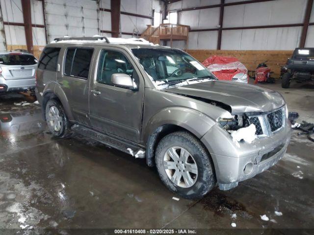  Salvage Nissan Pathfinder