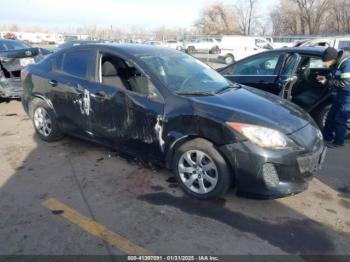  Salvage Mazda Mazda3