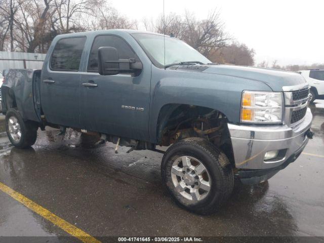  Salvage Chevrolet Silverado 2500