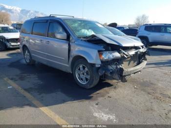  Salvage Chrysler Town & Country